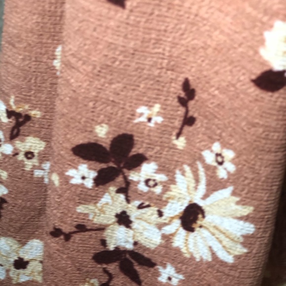 205 Collins NWT Dusty Rose Flowered Top Size XL - Picture 6 of 8